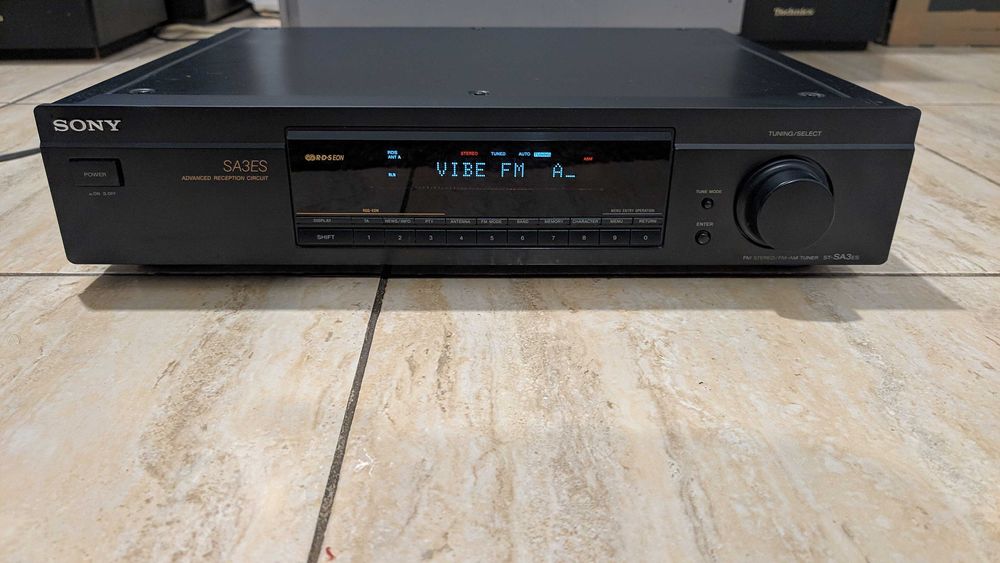 Tuner Sony ST-SA3ES sau ST-S707 ES, tuner Rotel, NAD, Kenwood, Dual, Technics etc