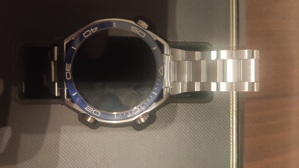 Продавам Смарт Часовник Huavei Watch Ultimate
