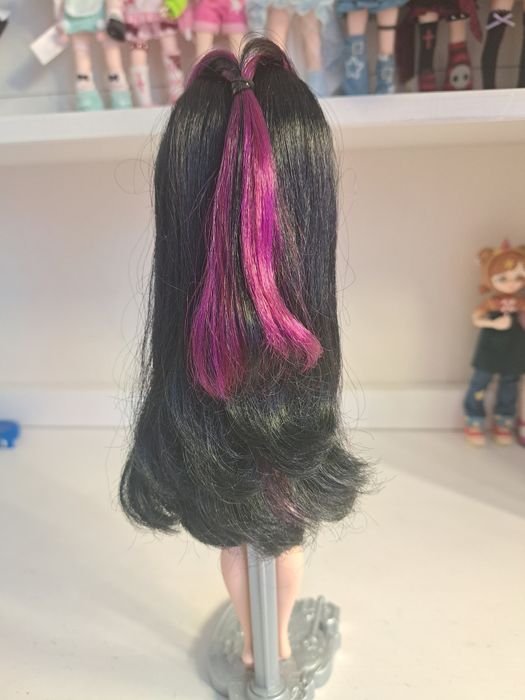 Кукла ever after high базовая рейвен