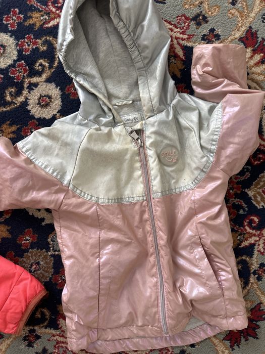 Детские куртки отдам бесплатно