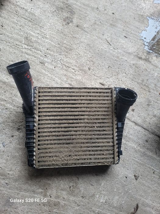 Radiator interculer vw  touareg vag 7L6 145 803 D 210 2019