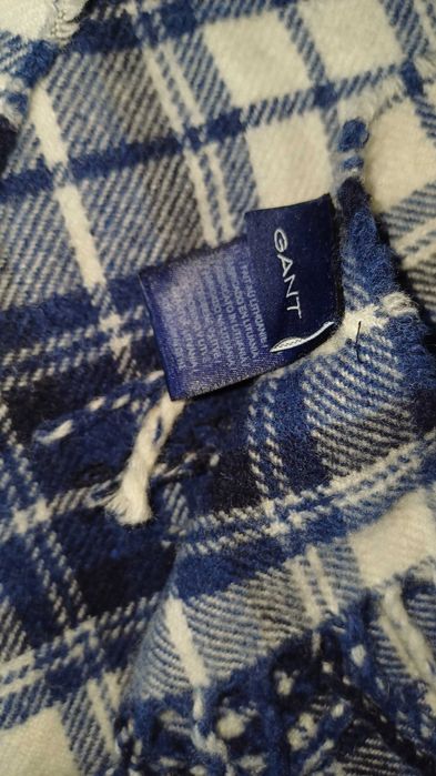 Шал Gant 100% вълна