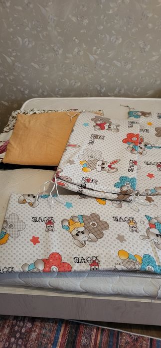 Манеж для детей из дерева.