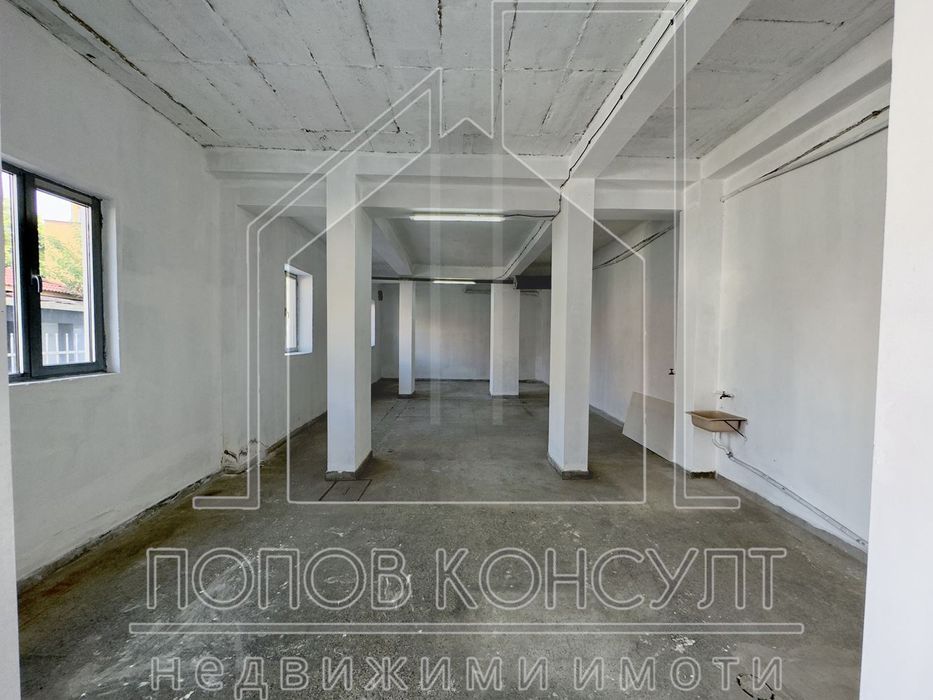 Дава се под наем Промишлена сграда в Пловдив, Кючук Париж - 90 кв.м за 498.27 € - Снимка #1