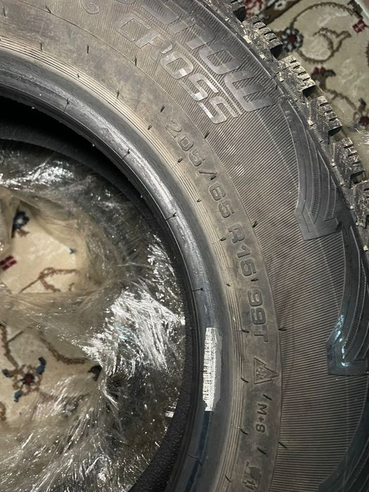 205/65/15 две покрышки
