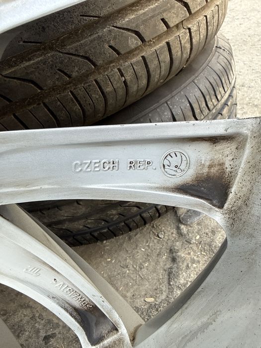 Диски балон R 18 Шкода оригинал
