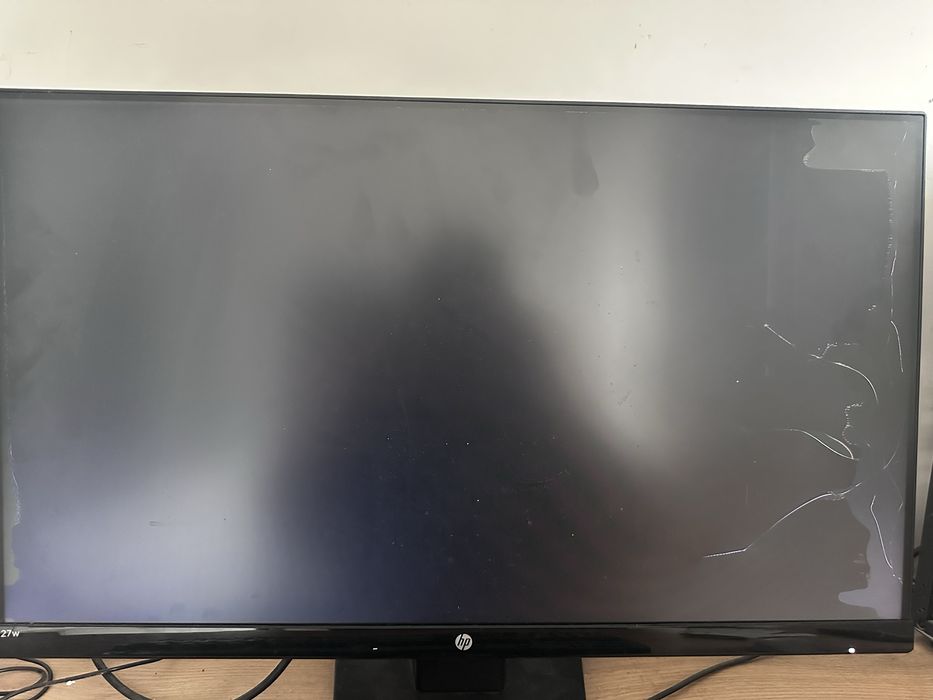 HP купил год назад