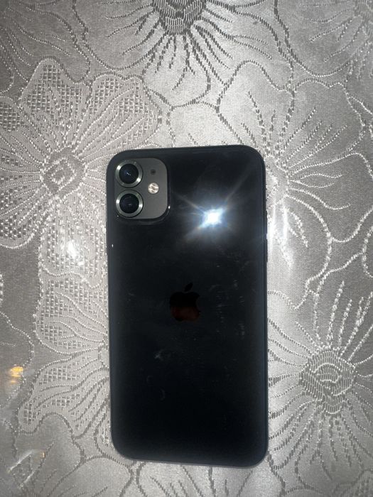 Продам iphone 11