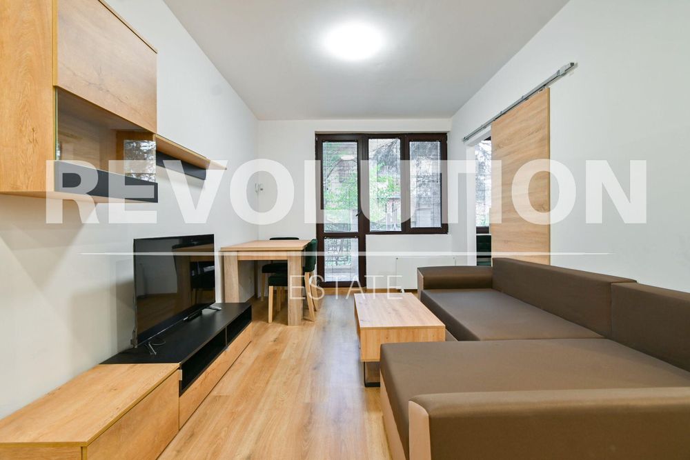 Дава се под наем Двустаен апартамент в София, Бояна - 45 кв.м за 900 € - Снимка #1