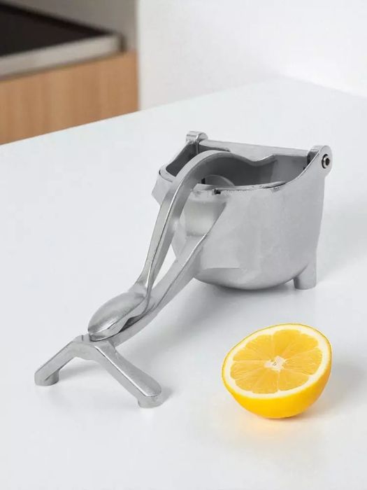 Qulda mivalardan sharbat tayyorlash pirisi