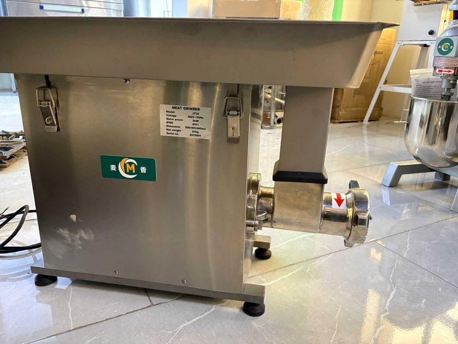 Мясорубка Meat grinder  JT 32