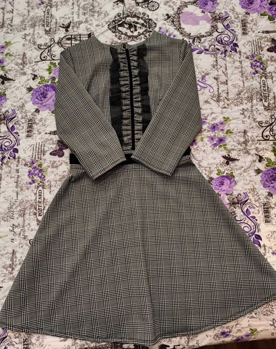 Дамска карирана рокля