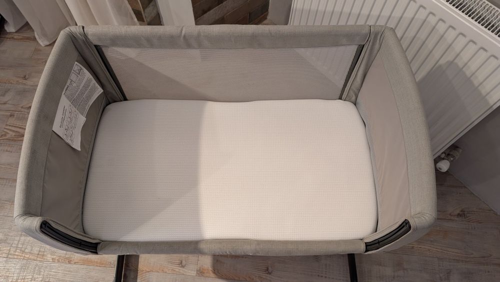 Манеж, люлкька для новорожденного