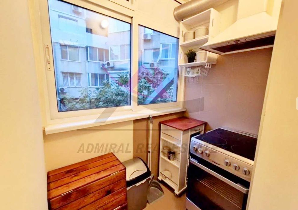 Дава се под наем Тристаен апартамент в Варна, Завод Дружба - 50 кв.м за 400 € - Снимка #1