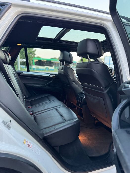 BMW X5 3.0 SD 286 к.с.