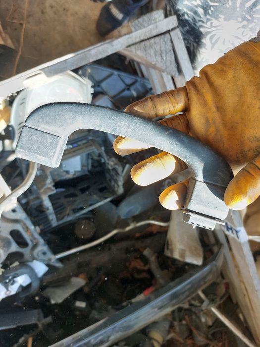 Дръжка таван Бмв е60 520д 177кс е61 bmw e60 e61 520d n47