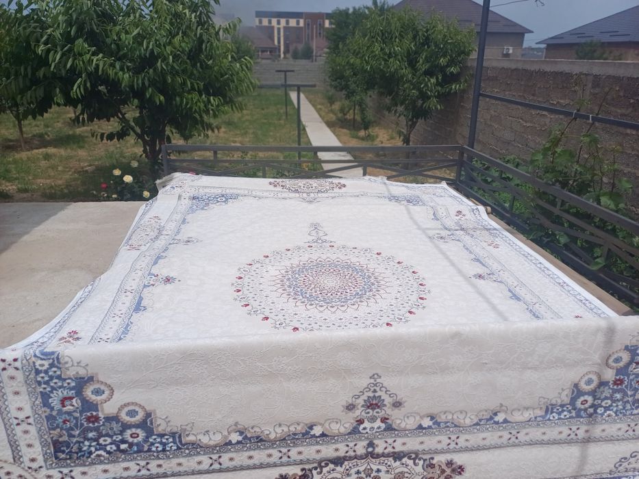 Ковёр 3,5х5м шёлк почти новая