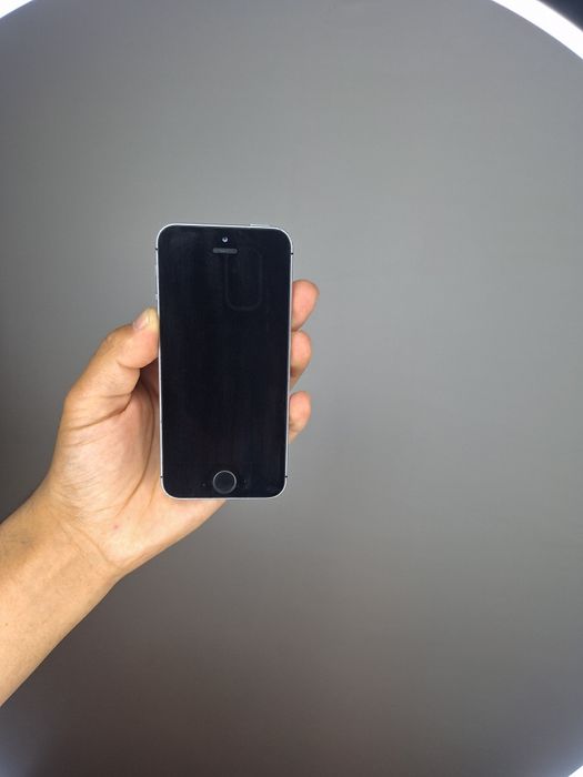 Iphone 5SE 16GB imei:o'tgan