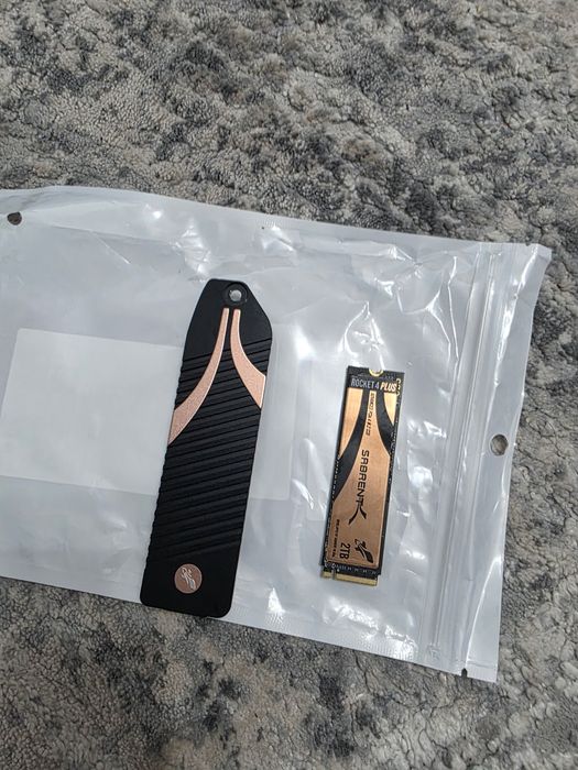 Ssd SABRENT 2TB Rocket 4 Plus NVMe 4.0 Gen4 PCIe M.2 I + heatsink ps5