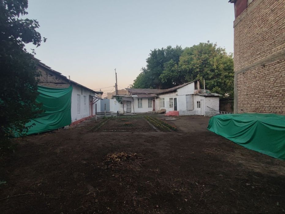 Участок 5.13 соток под бизнес в историческом центре (ул. Заркайнар)