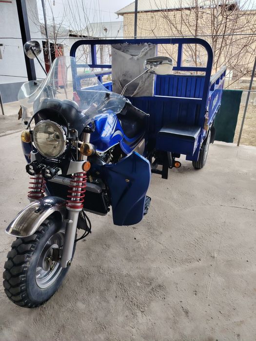 Moto XUNJIE sotiladi