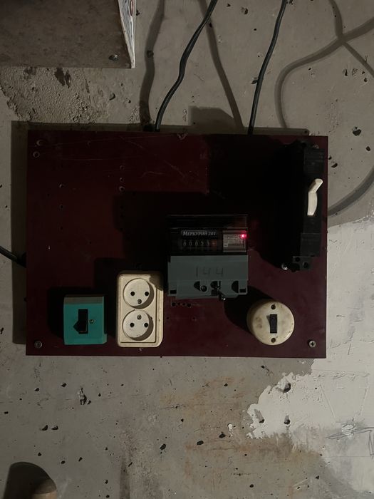 Продам Гараж на Ветеранах.