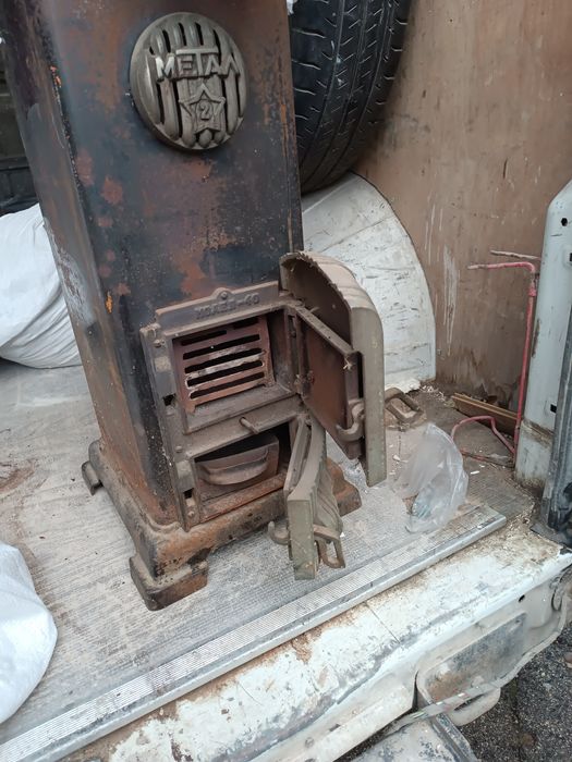 Стара чугунена печка