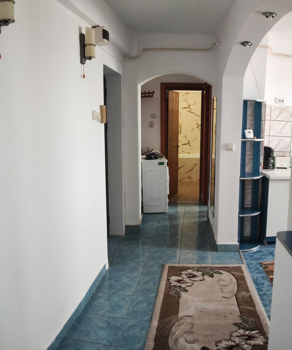Apartament 2 camere decomandat | 55 mp | 3 balcoane | Renovare recentă | Parcare