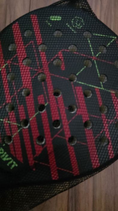 Cea mai bună rachetă de padel pentru incepatori