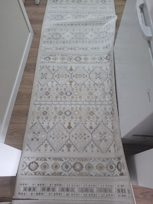 Кілем, кілем дорожкалар сатылады