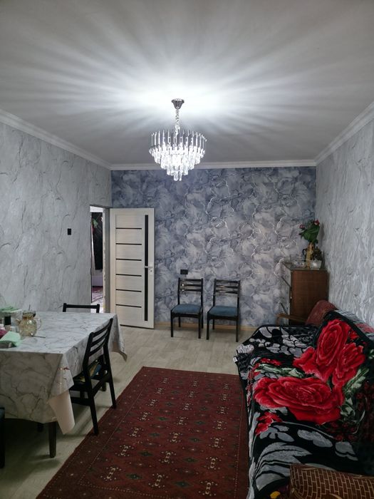 Сотилади 2-каватли уйнин 2 каватда Термез шахар Shashlik Sity оркасида