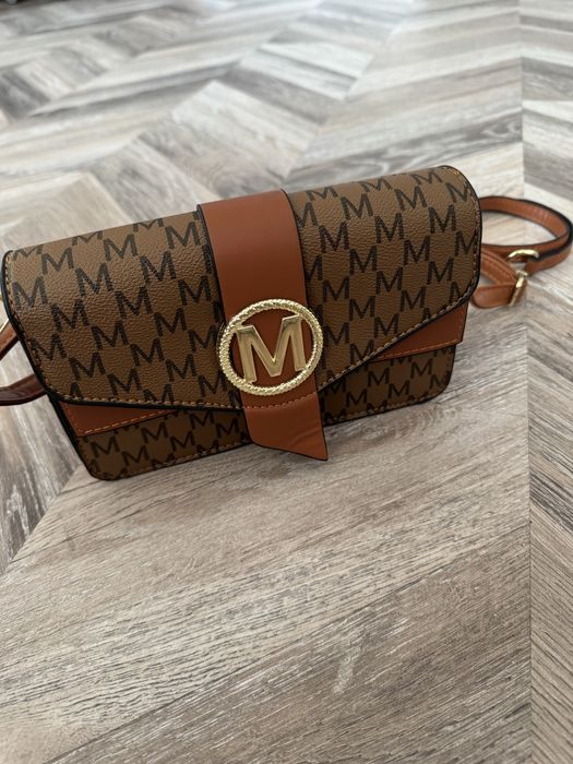 Сумка массмаркет Michael Kors