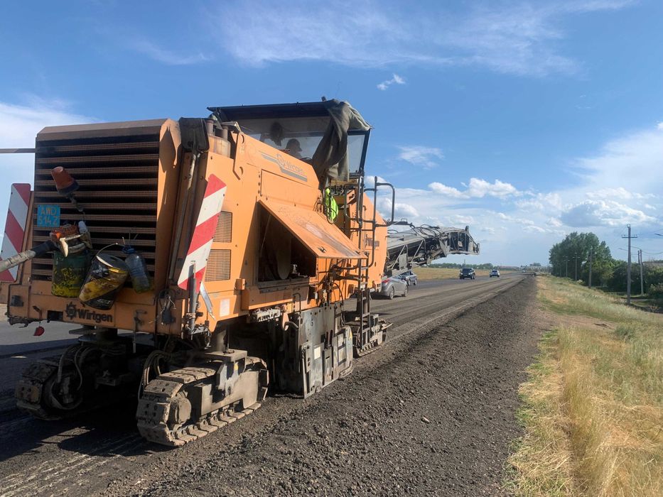 Продам Дорожная фреза Wirtgen W2000