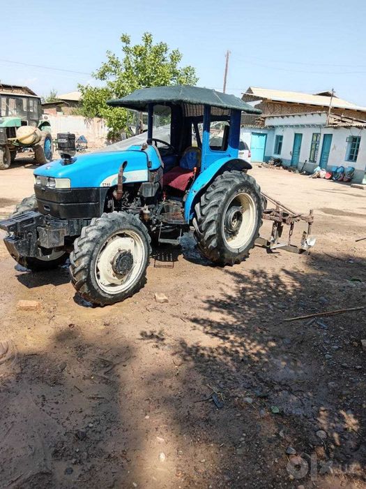 Nev holland TT 40 Mini traktor sotiladi narxi 13.000$ Chust Namangan