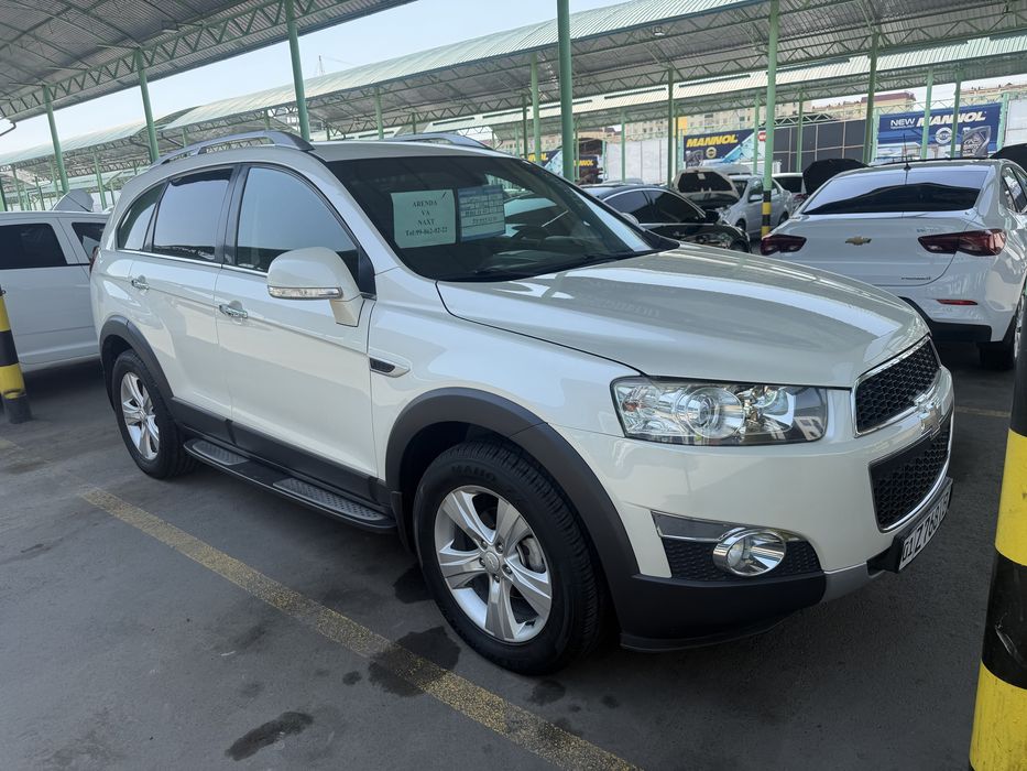 Chevrolet Captiva 2011 — 2