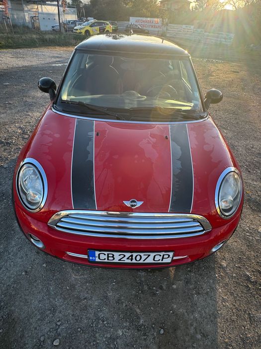 Автомобил Mini Cooper