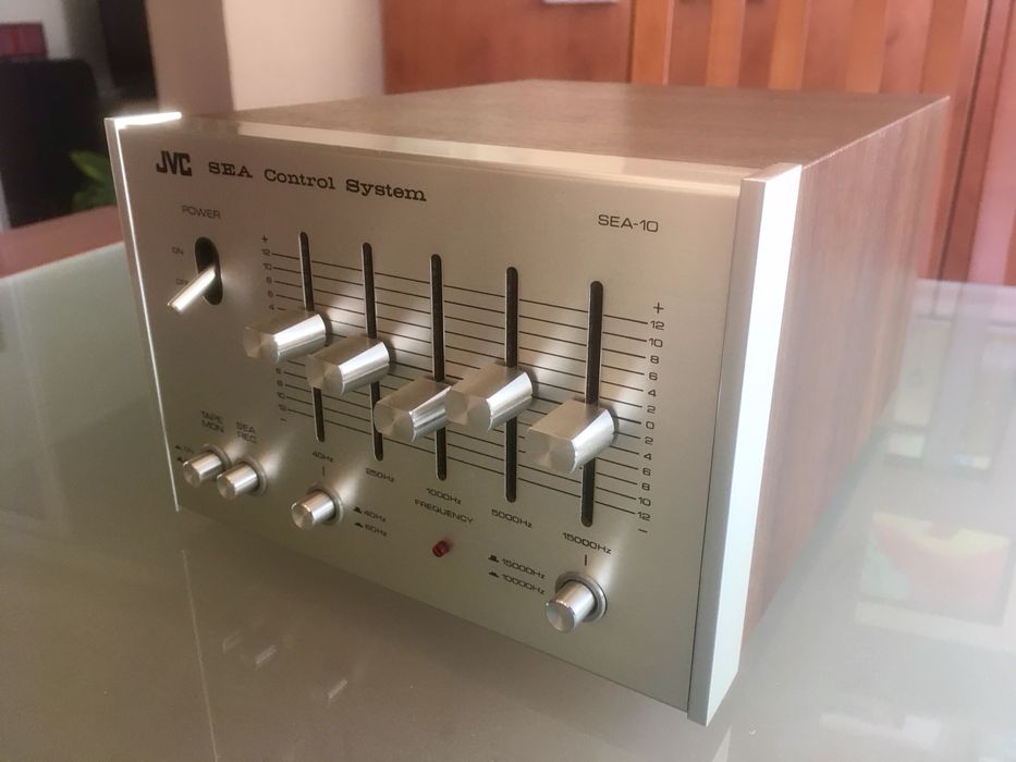 Еквалайзер JVC SEA-10