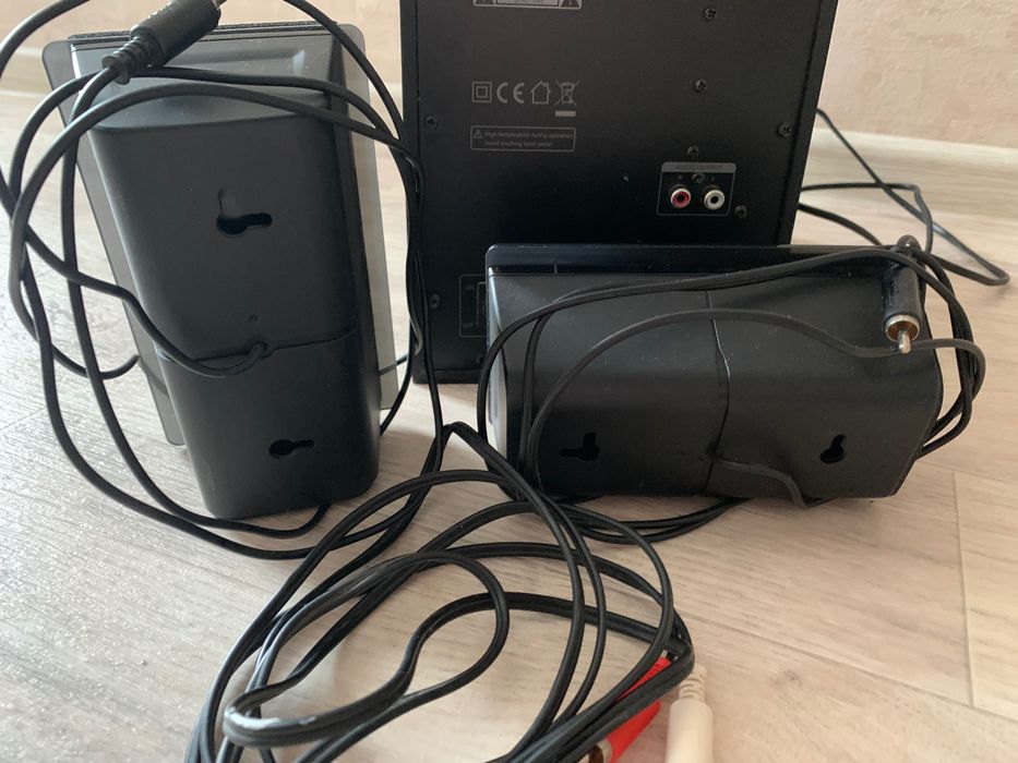 Колонки и сабвуфер Microlab