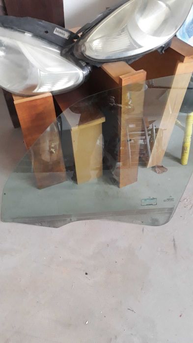 стъкло шофйорска врата ляво за ситроен ксара пикасо