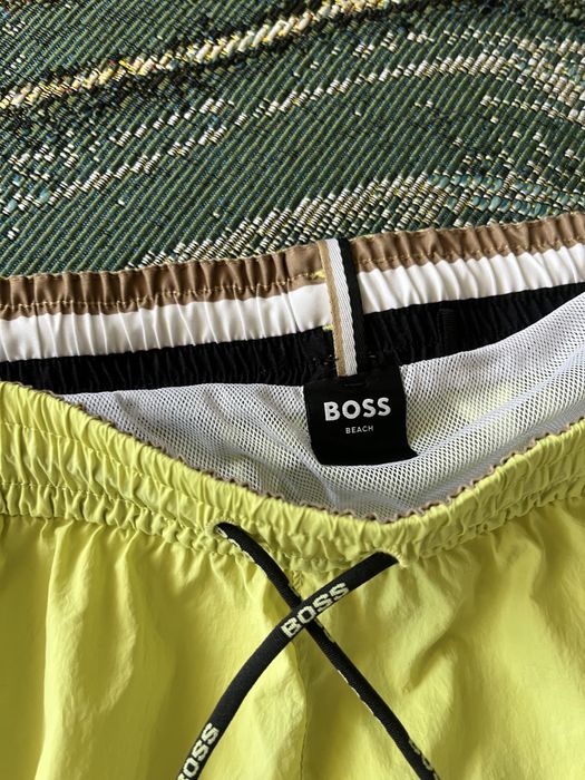 Hugo Boss - бански размер Л-М / Оригинал