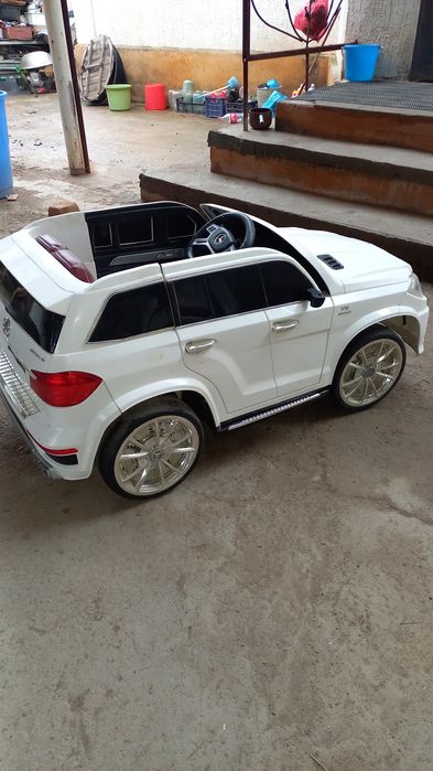 Машинка для ребенка