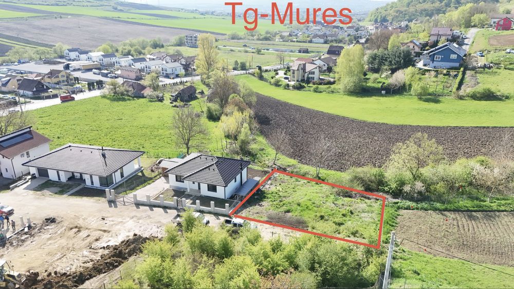 Teren 445 mp Unirii str Voinicenilor , Puz+ Utilitați