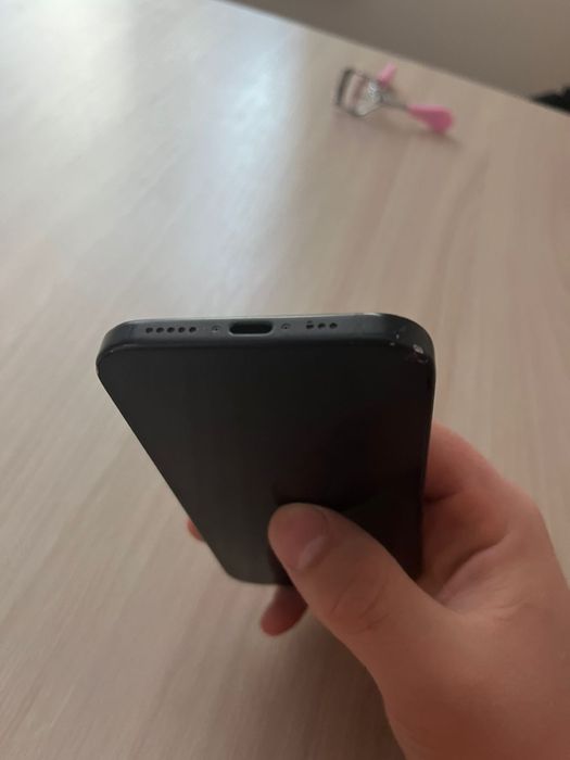 Обменяю айфон 15