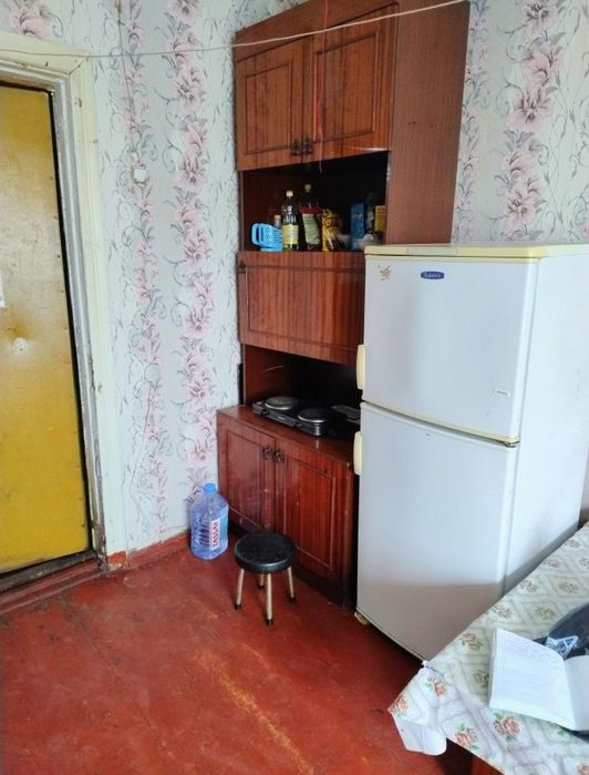 Продам комнату в общежитии район МЛД