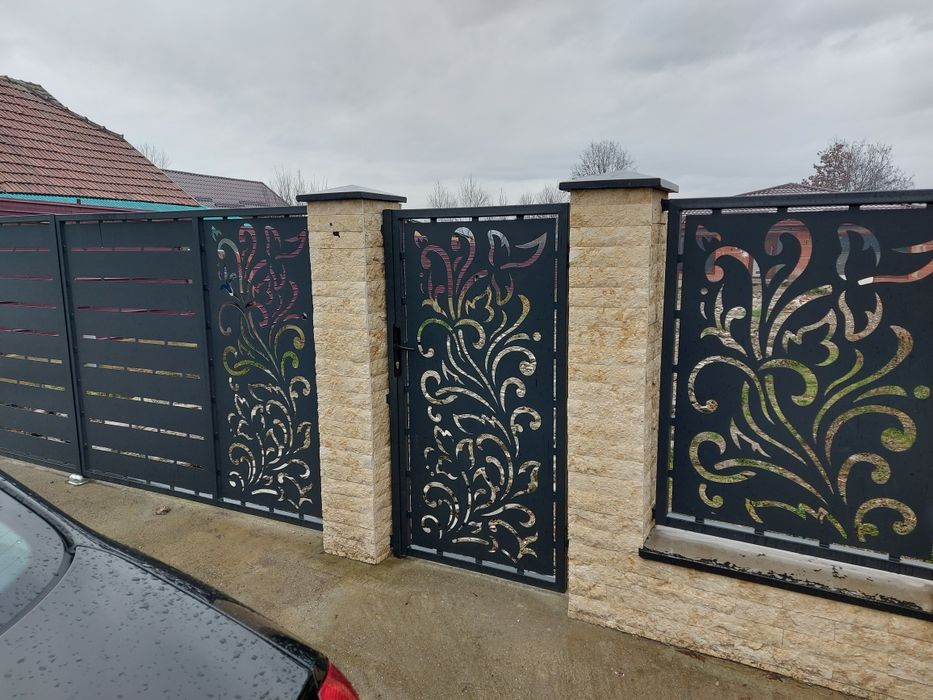 Vînd casă nouă cu 12 arii grădină