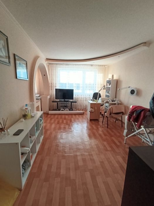 Продается 2х комн квартира