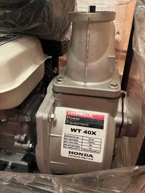 Motopompa copie chinezeasca a marcii Honda