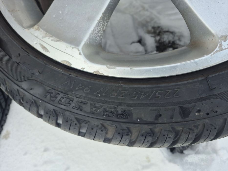 Джанти с гуми 17ки 5х112