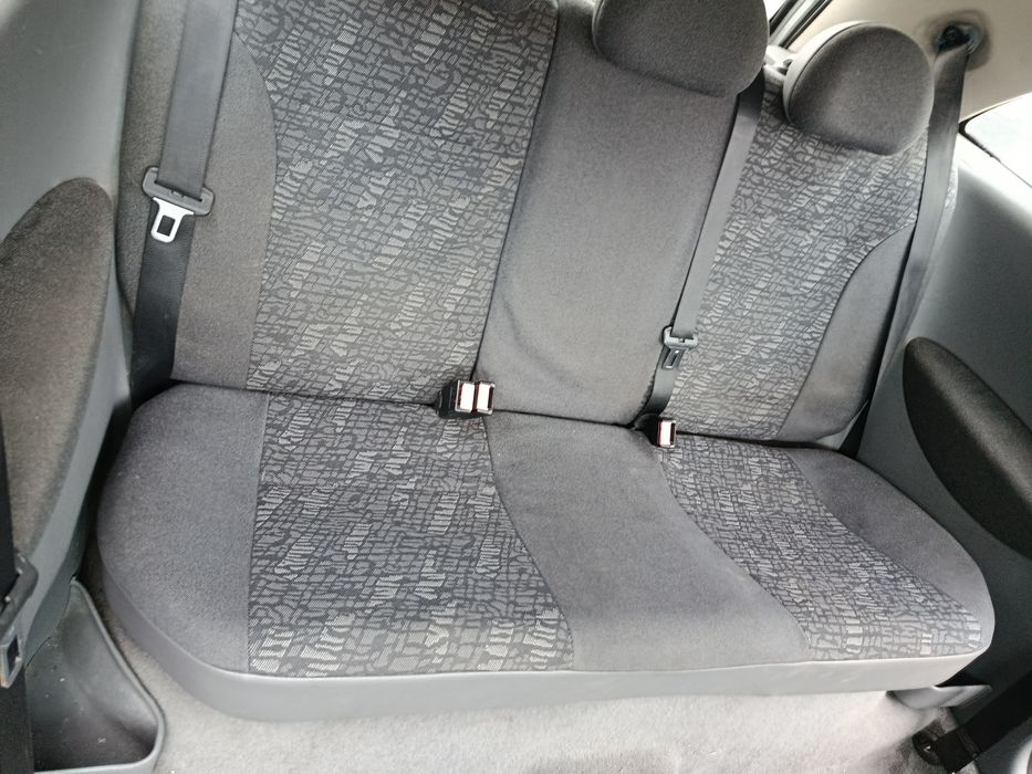 Продава се на Части Opel Corsa C 1.2 бензин