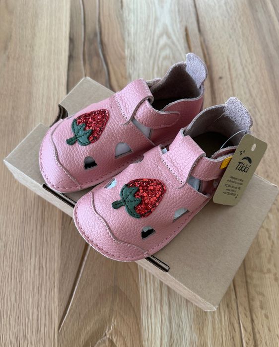 Tikki marimea 24- Sandale barefoot- Strawberry